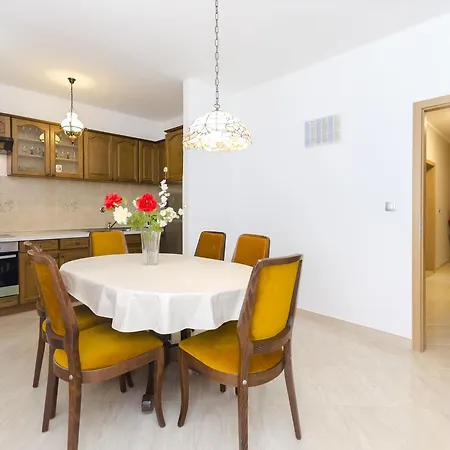 Apartment Finka *